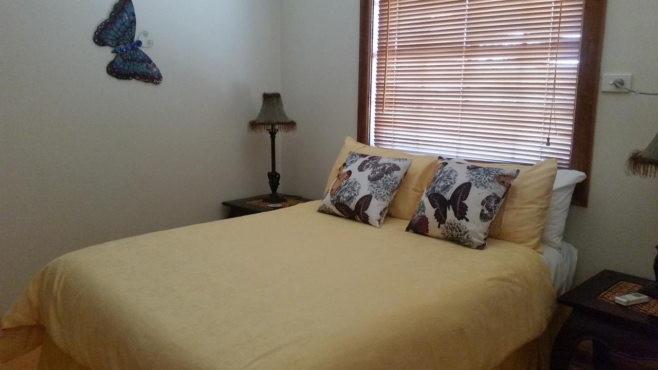 Sonja'S Bed And Breakfast ไลท์นิงริดจ์ ภายนอก รูปภาพ